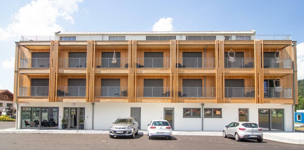 Hotel Weiss Munderfing Buitenkant foto